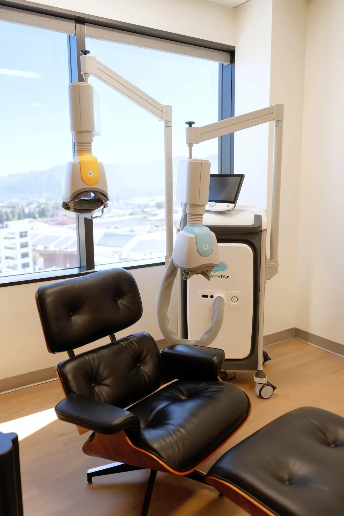 A private Deep TMS treatment room at Breakthrough TMS in Glendale